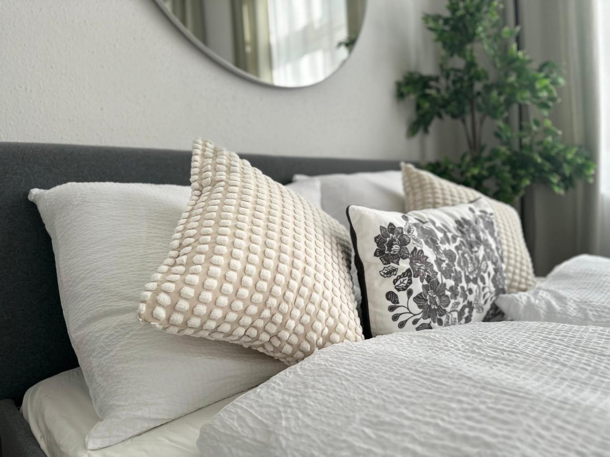 Spacious Apartment, 3 Min To U1 Reumannplatz Вена Экстерьер фото
