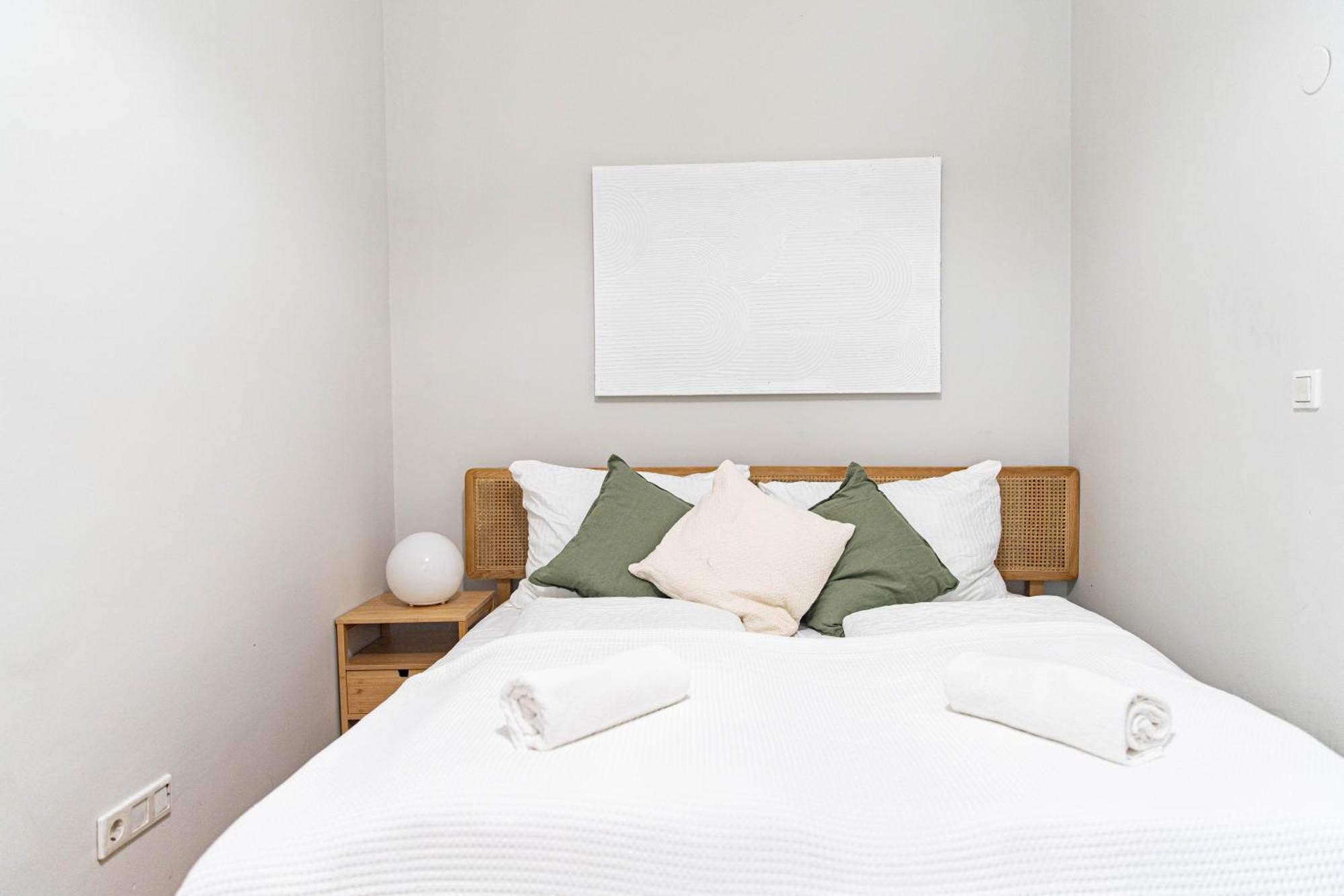 Spacious Apartment, 3 Min To U1 Reumannplatz Вена Экстерьер фото