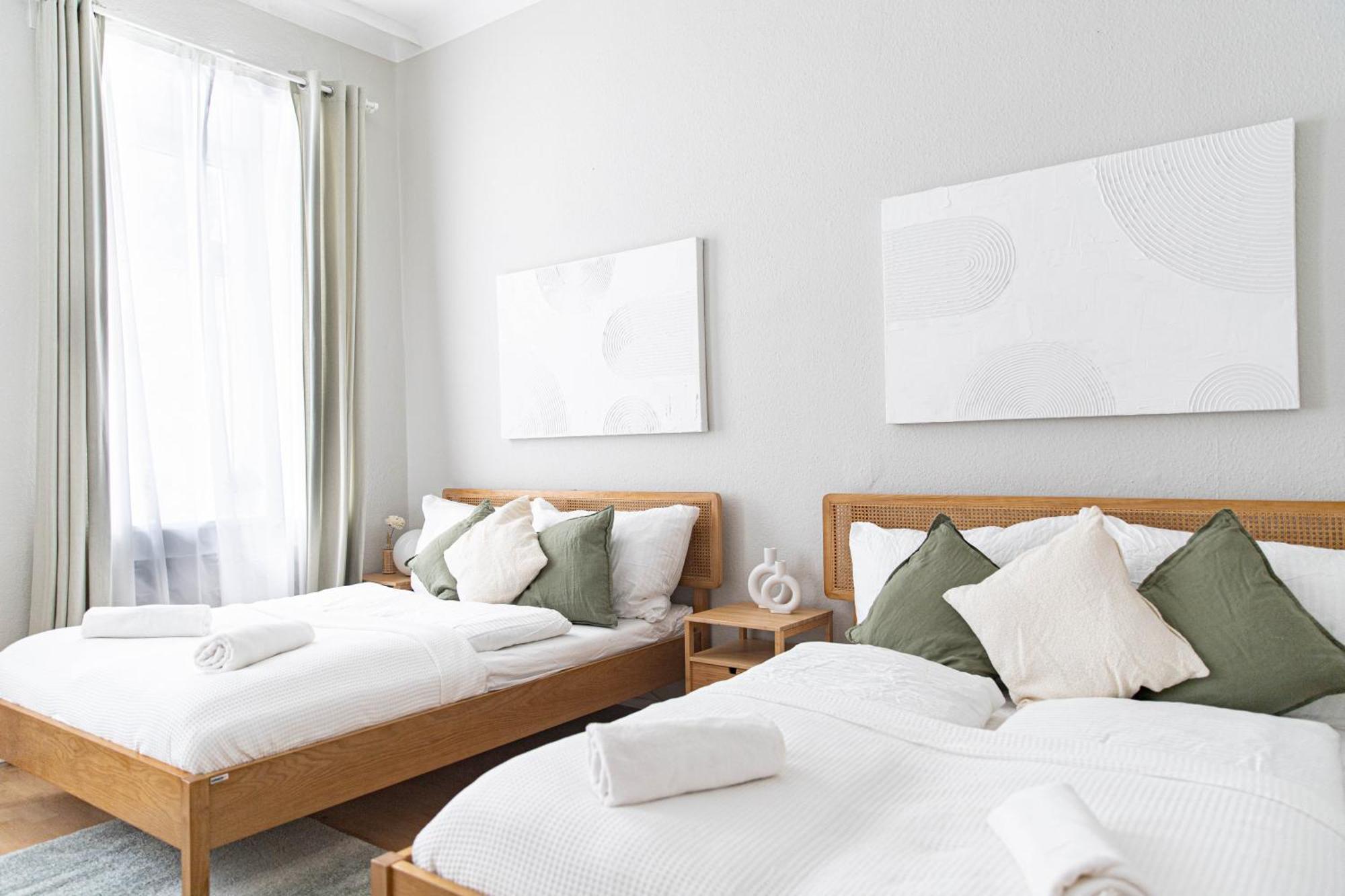 Spacious Apartment, 3 Min To U1 Reumannplatz Вена Экстерьер фото