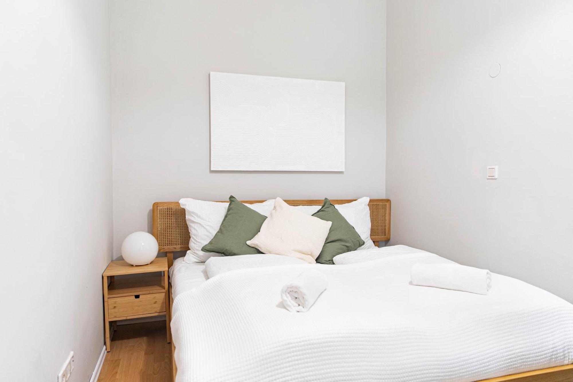 Spacious Apartment, 3 Min To U1 Reumannplatz Вена Экстерьер фото