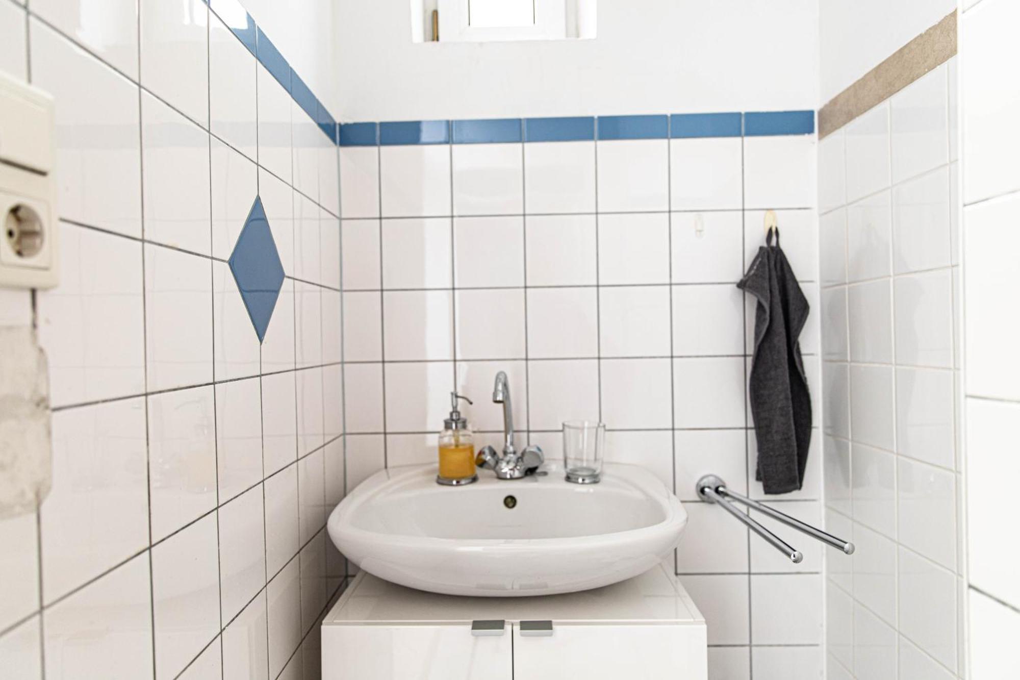 Spacious Apartment, 3 Min To U1 Reumannplatz Вена Экстерьер фото