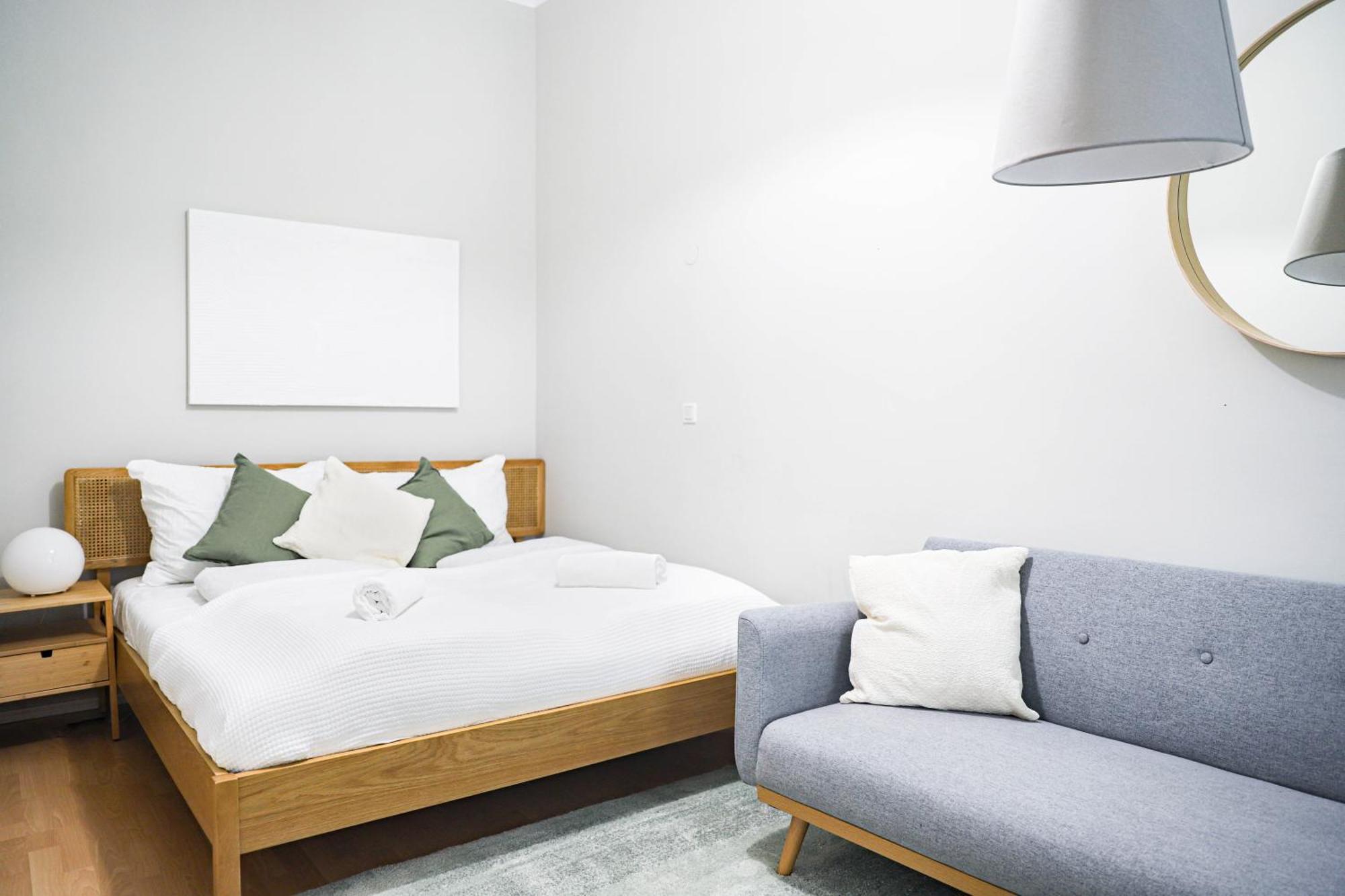 Spacious Apartment, 3 Min To U1 Reumannplatz Вена Экстерьер фото